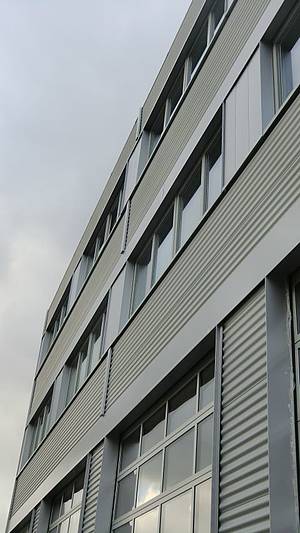 Betriebsgebäude Canal – Control + Clean - Fassade