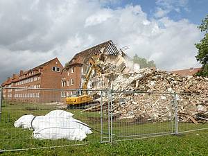 Neubau „Wohnquartier für Jung und Alt“ Ratzeburger Allee Lübeck - Abbruch