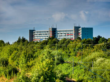 Umbau und Modernisierung eines Hochhauses und 162 WE in Lübeck &lt;br /&gt;Bauzeit: 2010-2012 &lt;br&gt;Leistungsspektrum: HOAI Phase: 1-7